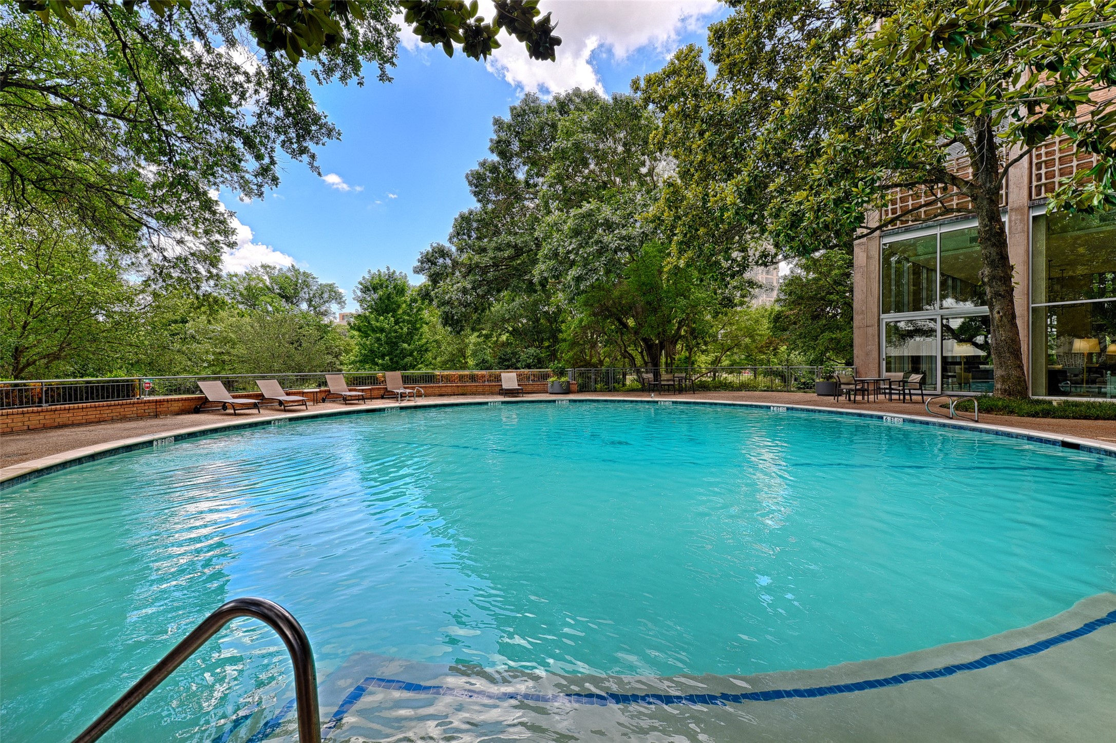3525 Turtle Creek Boulevard Dallas TX 75219