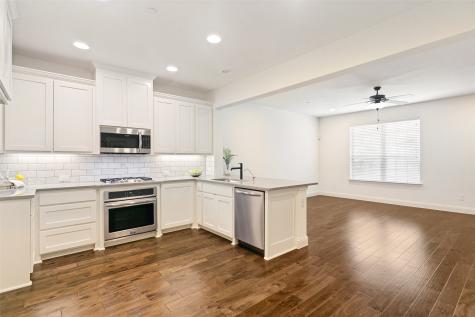 4678C Rhett Lane Carrollton TX 75010