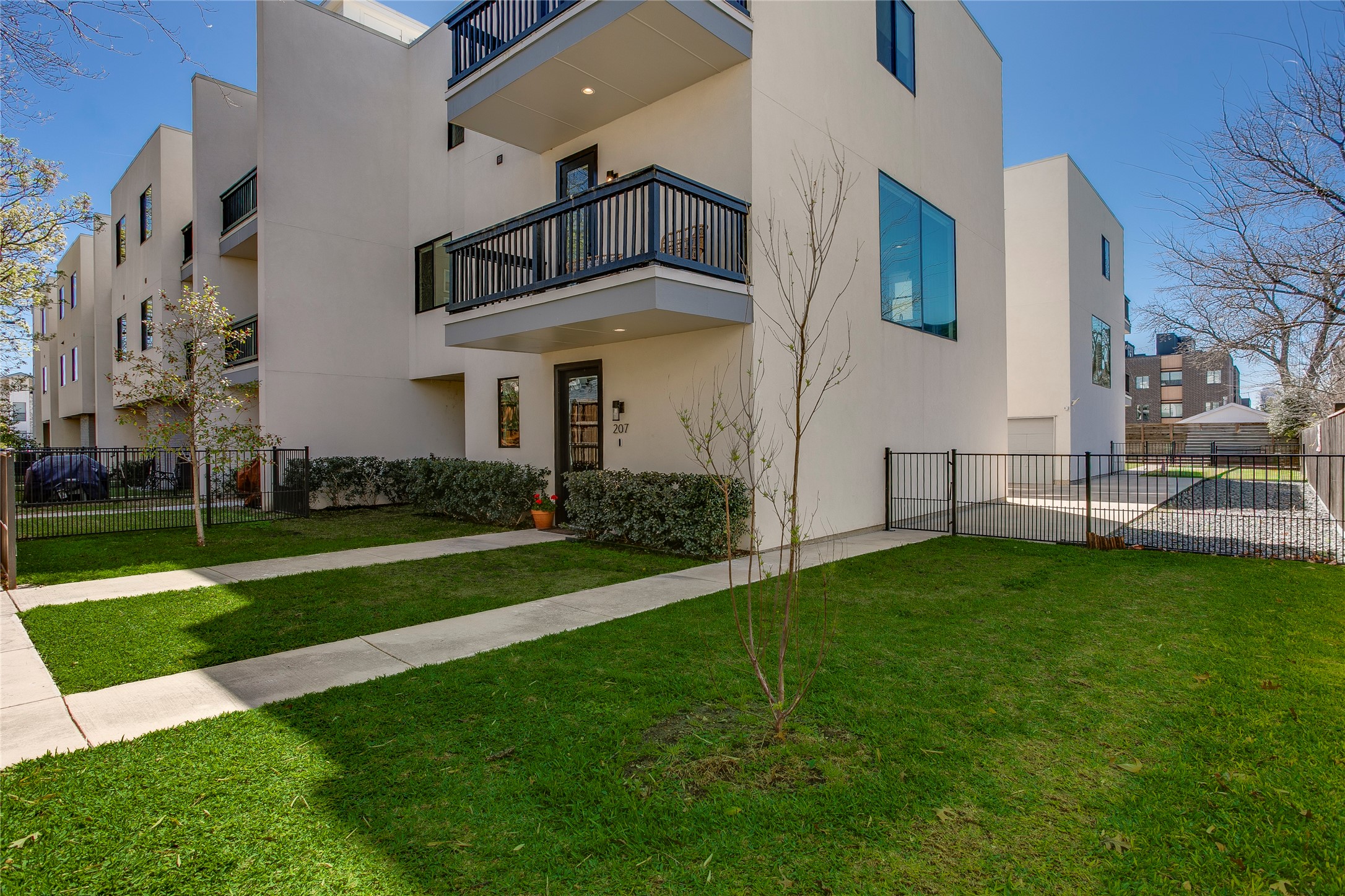 4703 Munger Avenue Dallas TX 75204
