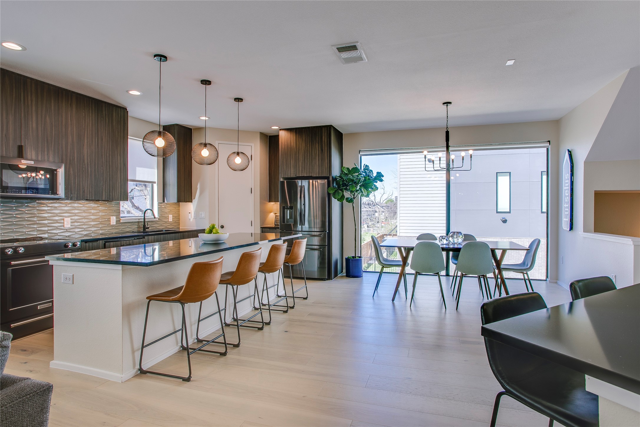 4703 Munger Avenue Dallas TX 75204