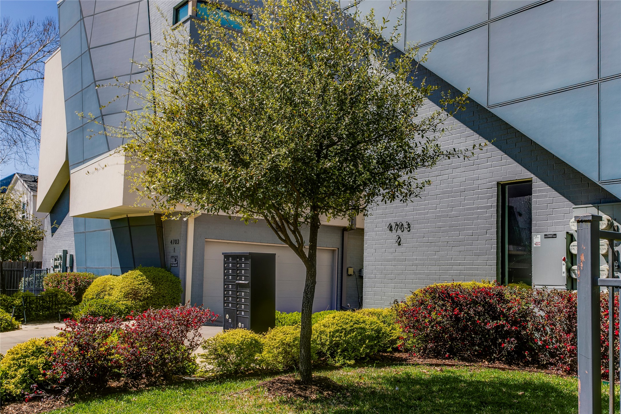 4703 Munger Avenue Dallas TX 75204