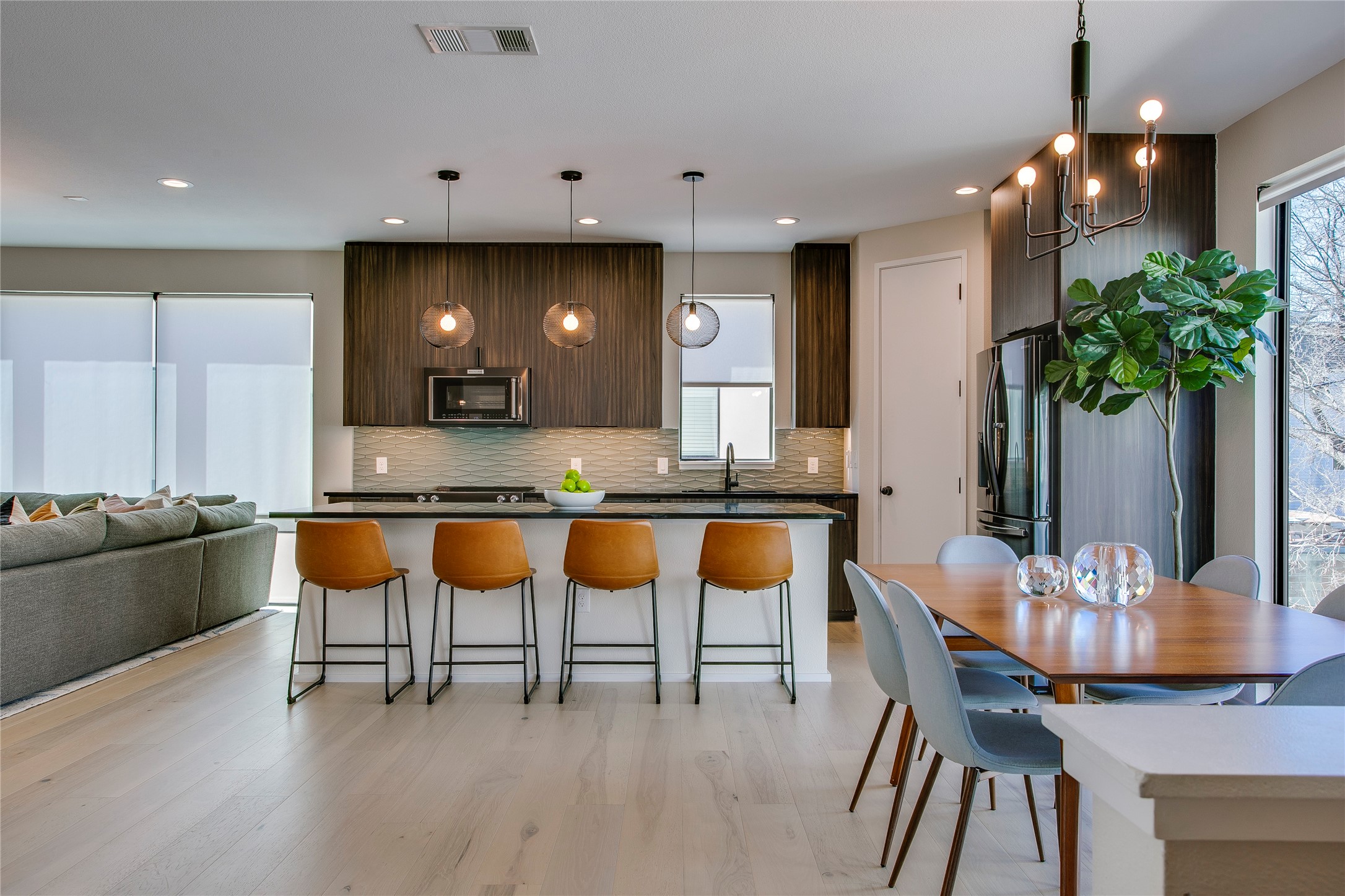 4703 Munger Avenue Dallas TX 75204