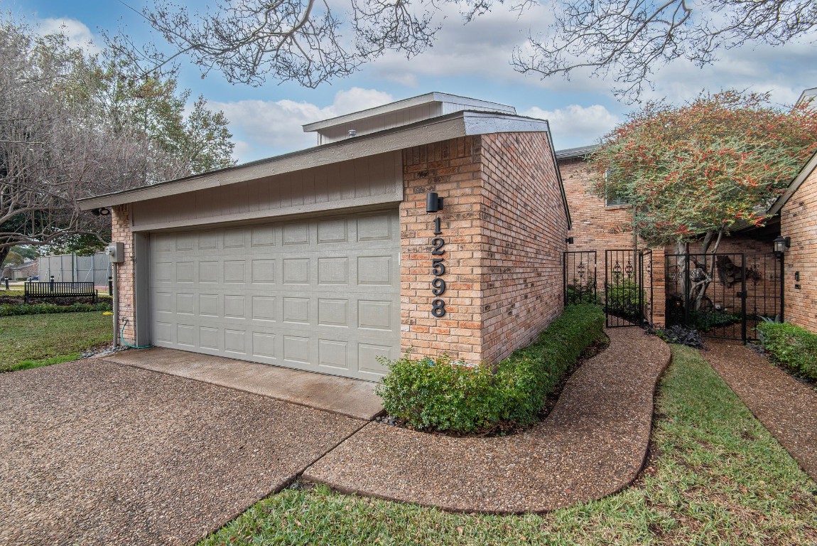 12598 Montego Plaza Dallas TX 75230