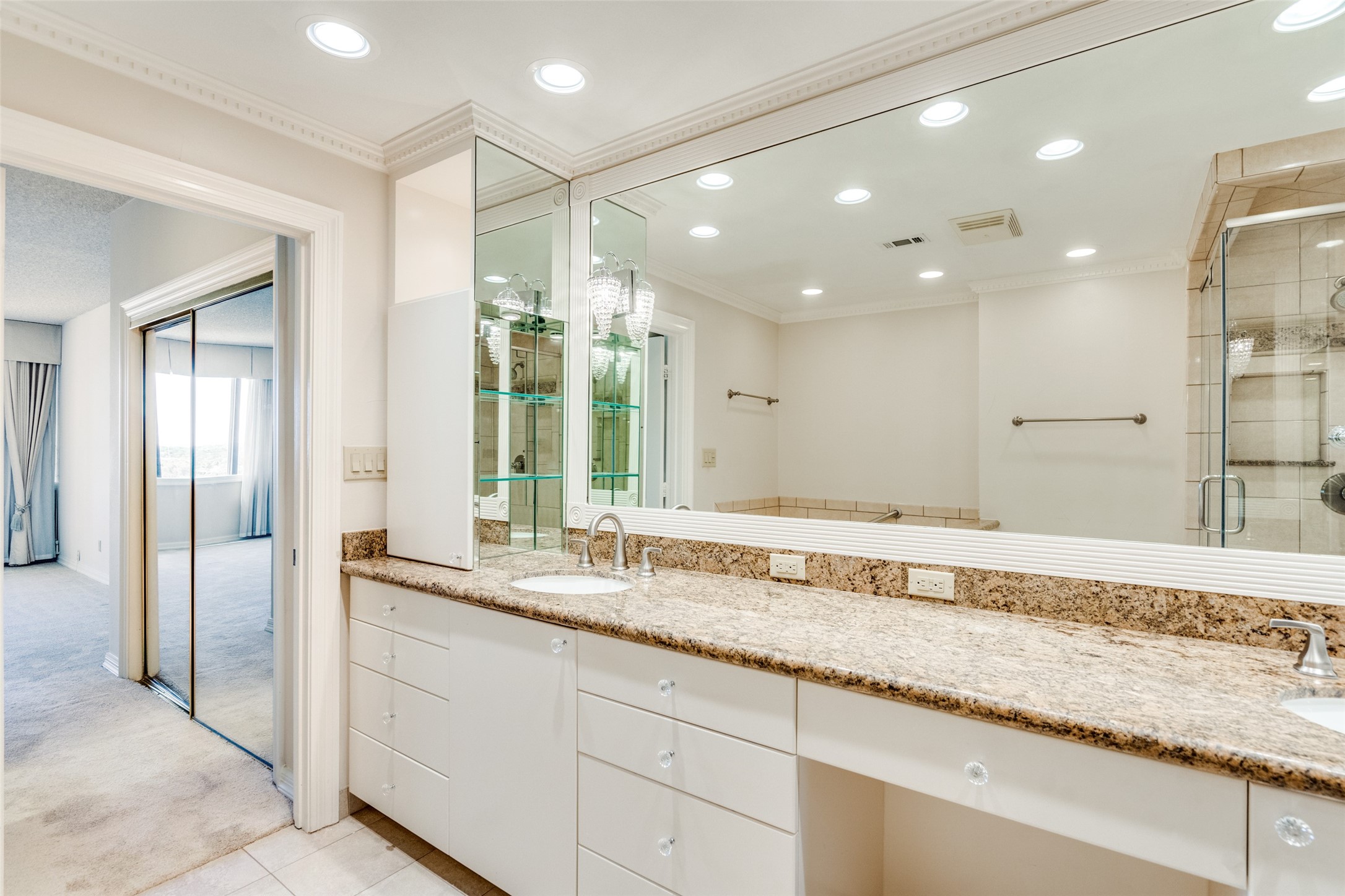 5200 Keller Springs Road Dallas TX 75248