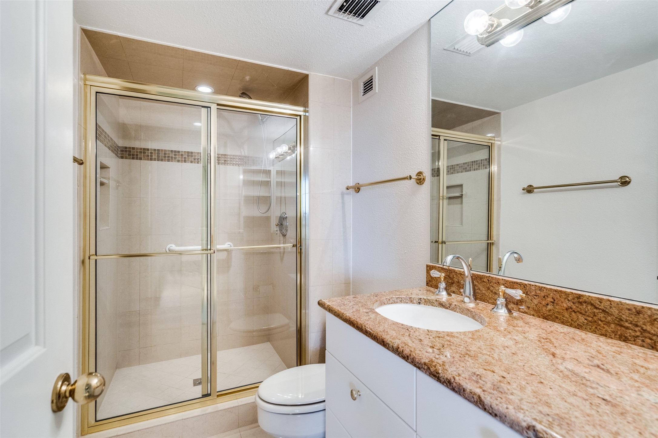 5200 Keller Springs Road Dallas TX 75248