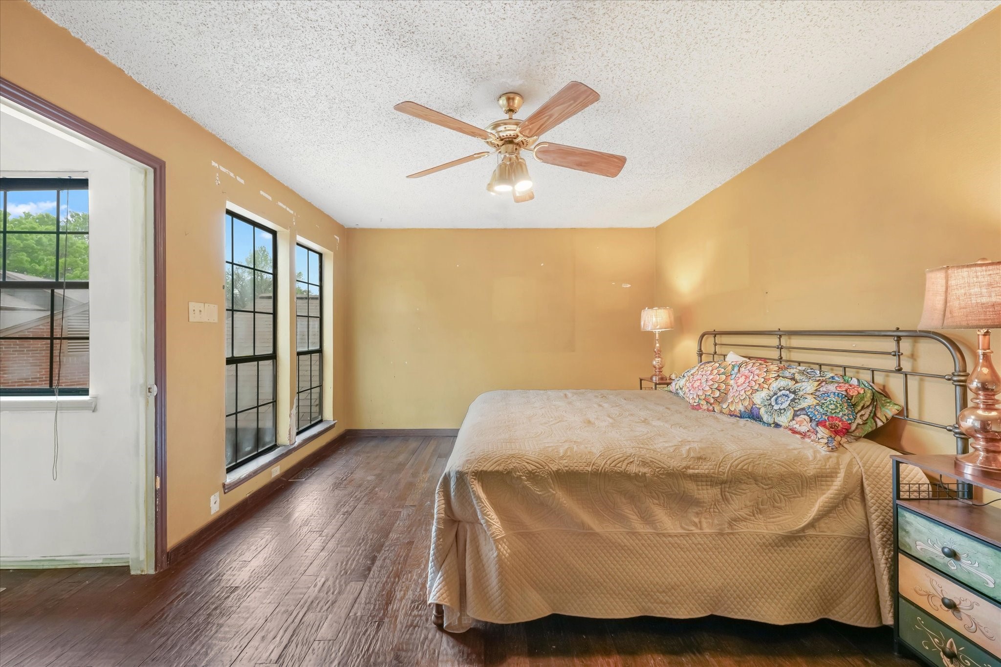 114 Wilshire Court Irving TX 75061