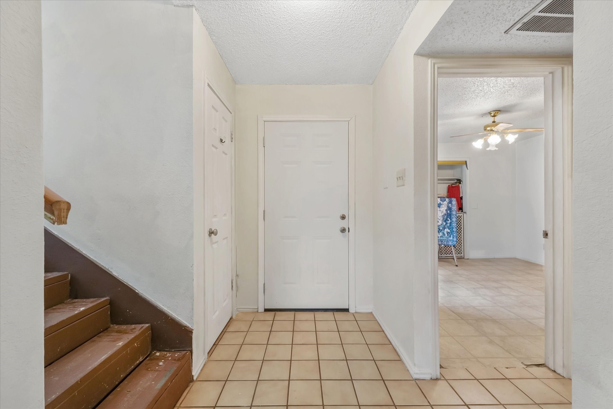 114 Wilshire Court Irving TX 75061