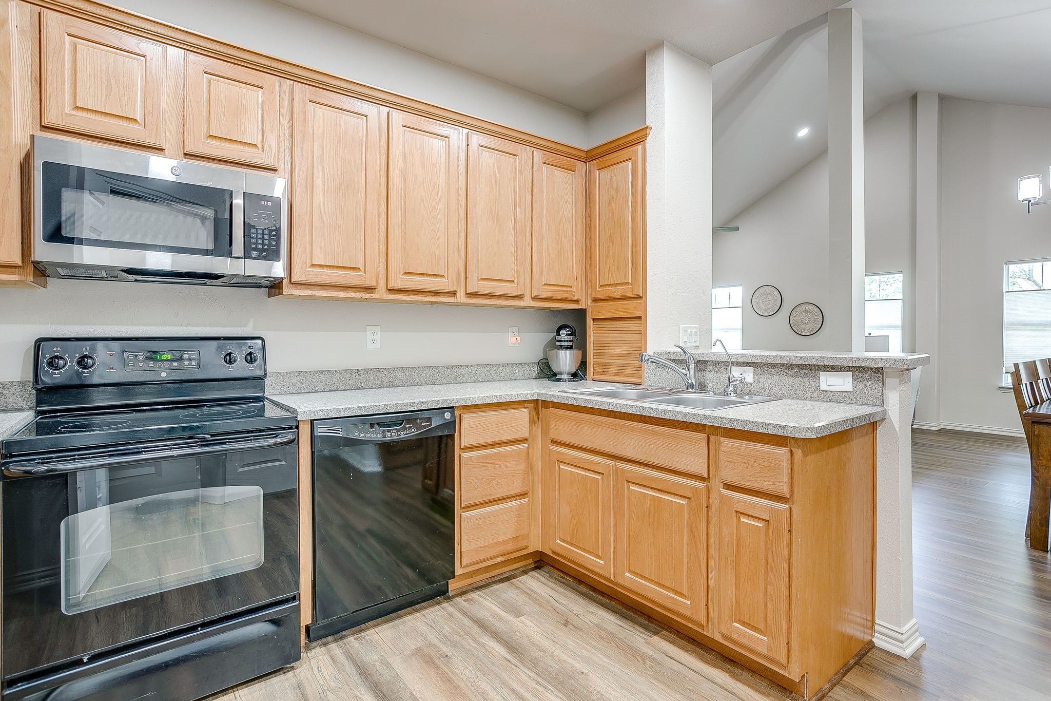 205 Greathouse Village Decatur TX 76234