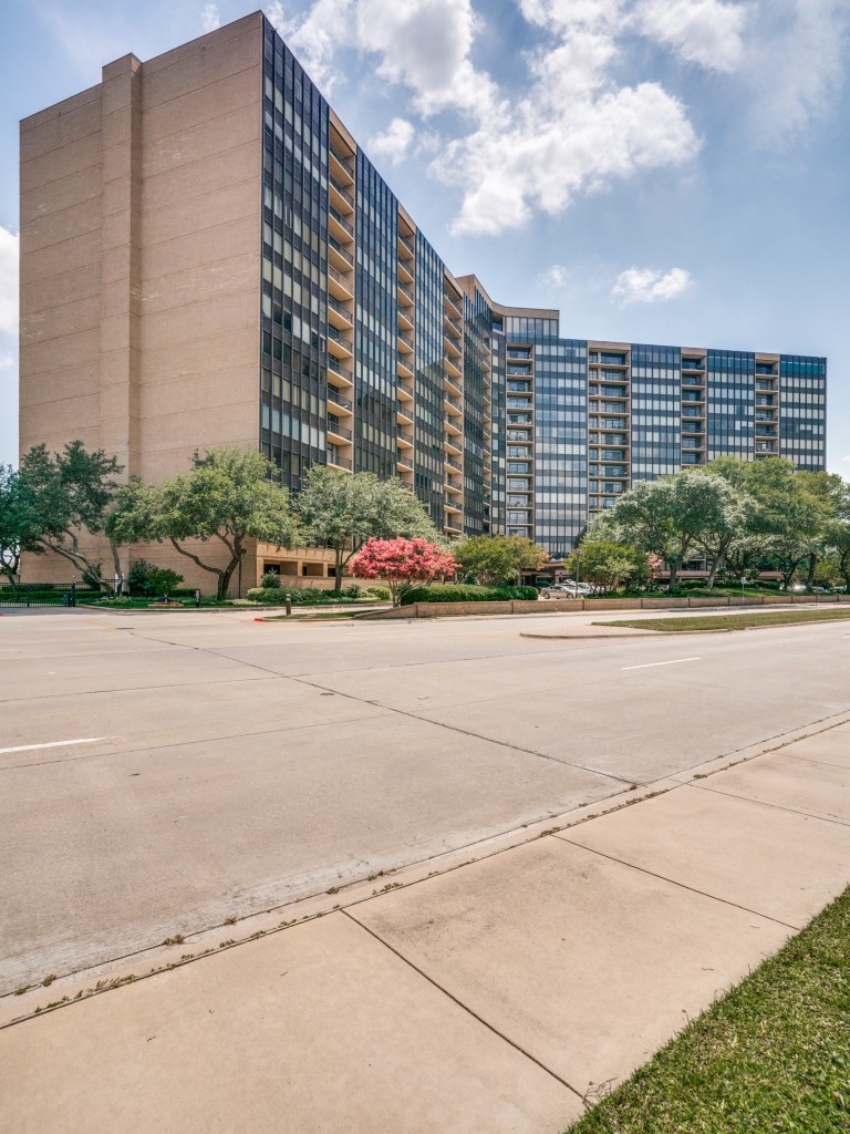 5200 Keller Springs Road Dallas TX 75248