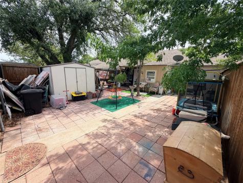 13611 Flagstone Lane Dallas TX 75240