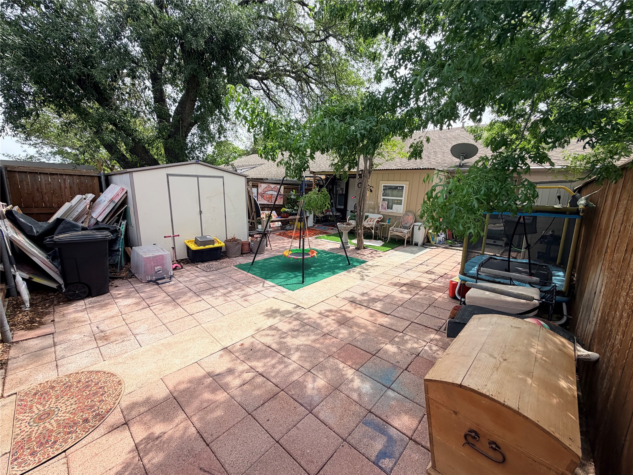 13611 Flagstone Lane Dallas TX 75240