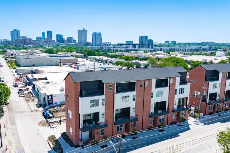 203 Carroll Street Fort Worth TX 76107