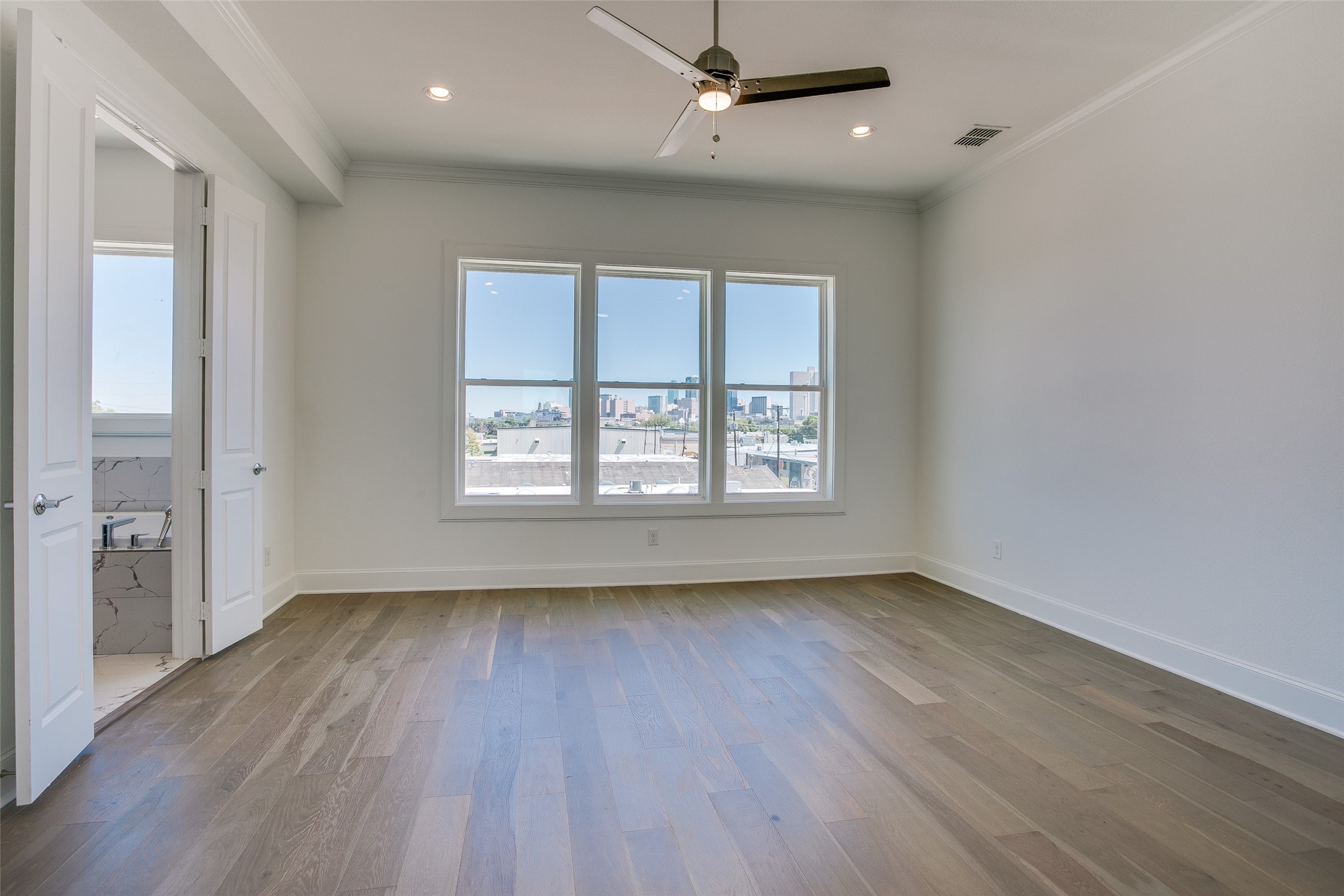 203 Carroll Street Fort Worth TX 76107