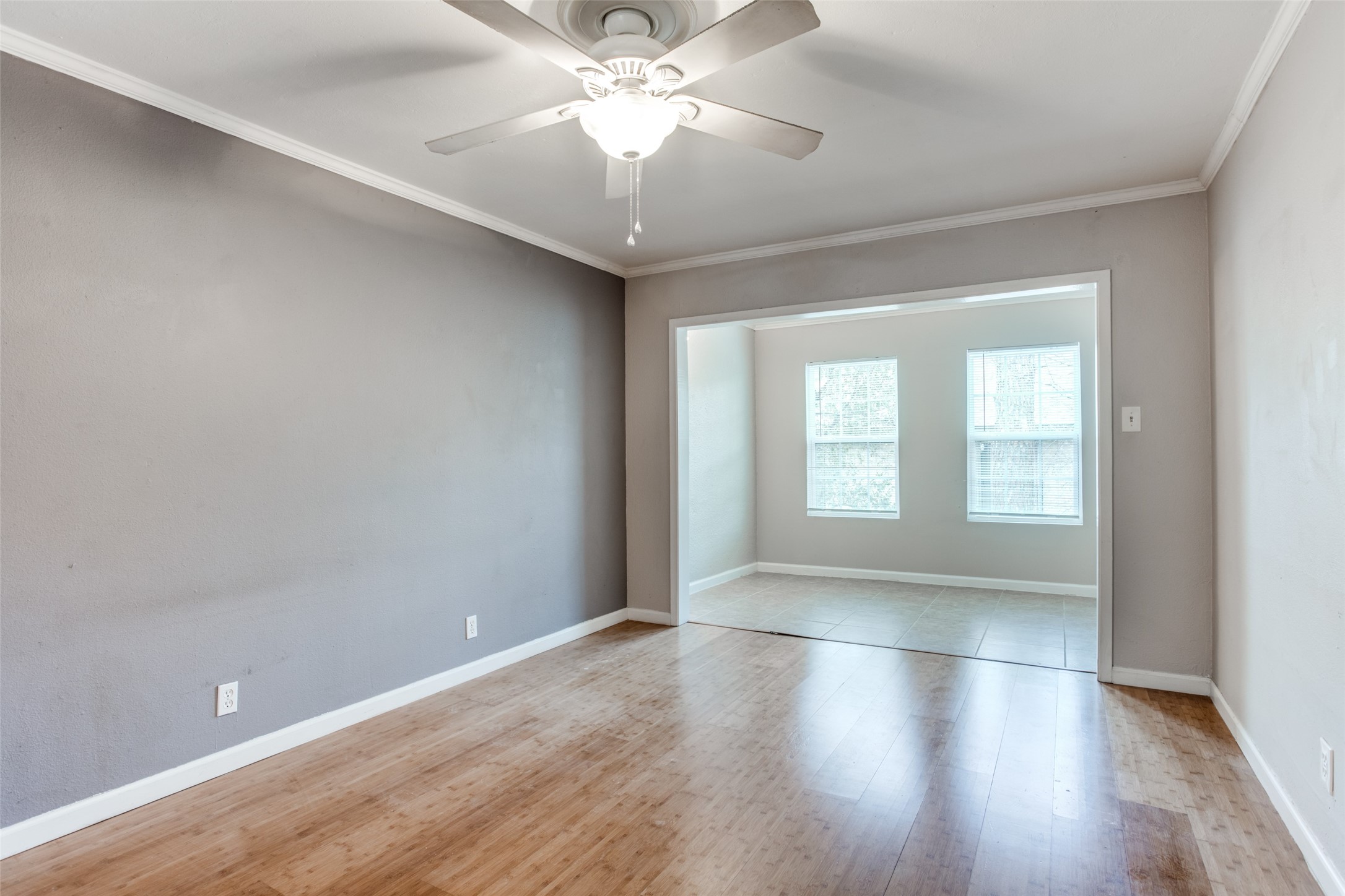 412 Hollyhill Lane Denton TX 76205
