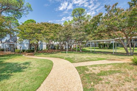 412 Hollyhill Lane Denton TX 76205