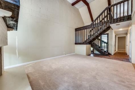 412 Hollyhill Lane Denton TX 76205