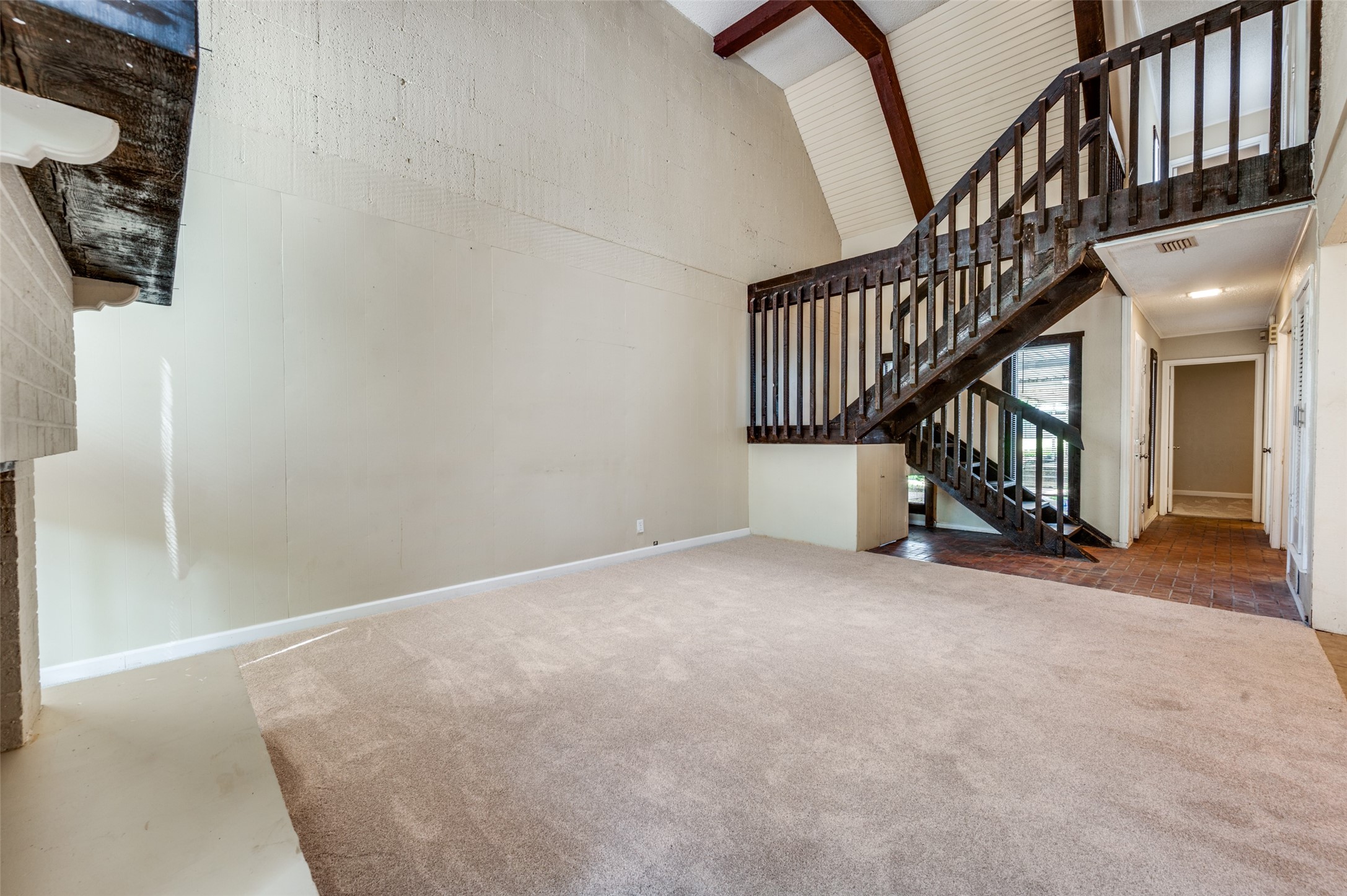 412 Hollyhill Lane Denton TX 76205