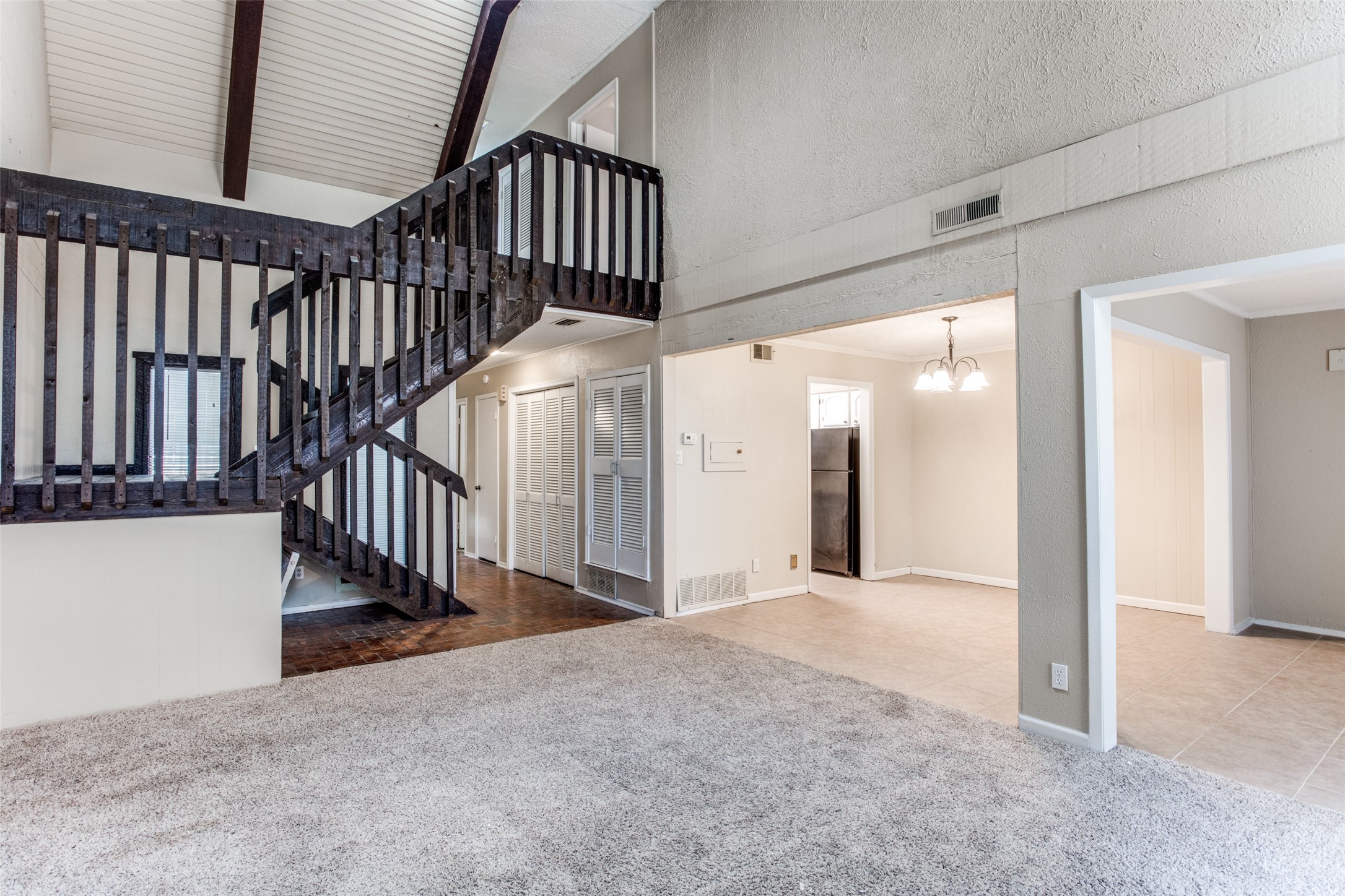 412 Hollyhill Lane Denton TX 76205