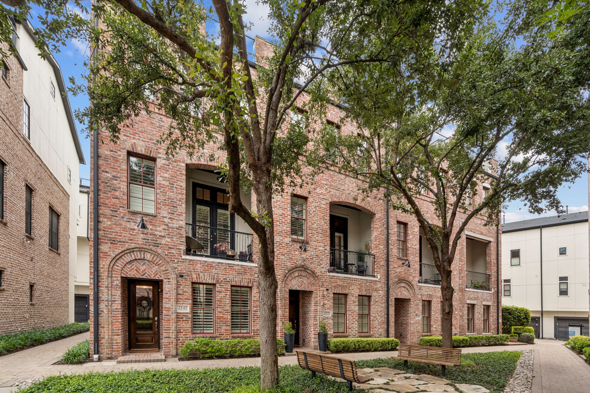 2141 Norlock Lane Dallas TX 75201