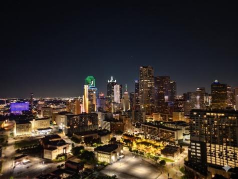 2141 Norlock Lane Dallas TX 75201