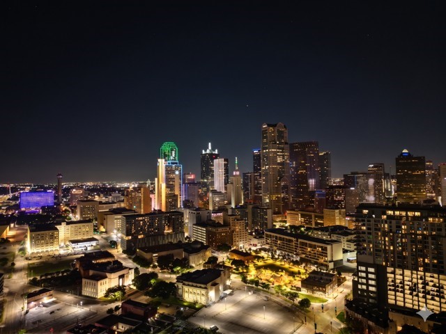 2141 Norlock Lane Dallas TX 75201