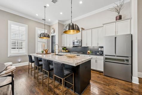 2141 Norlock Lane Dallas TX 75201