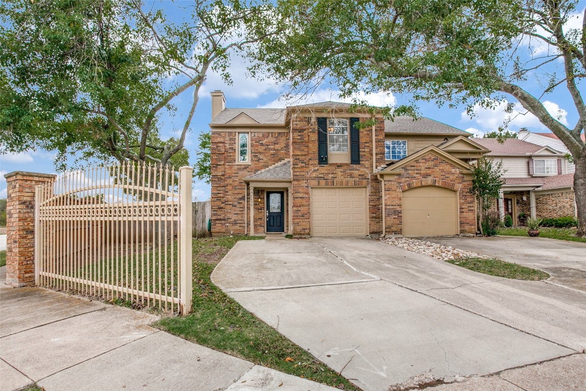 1626 Maybrook Court Arlington TX 76014