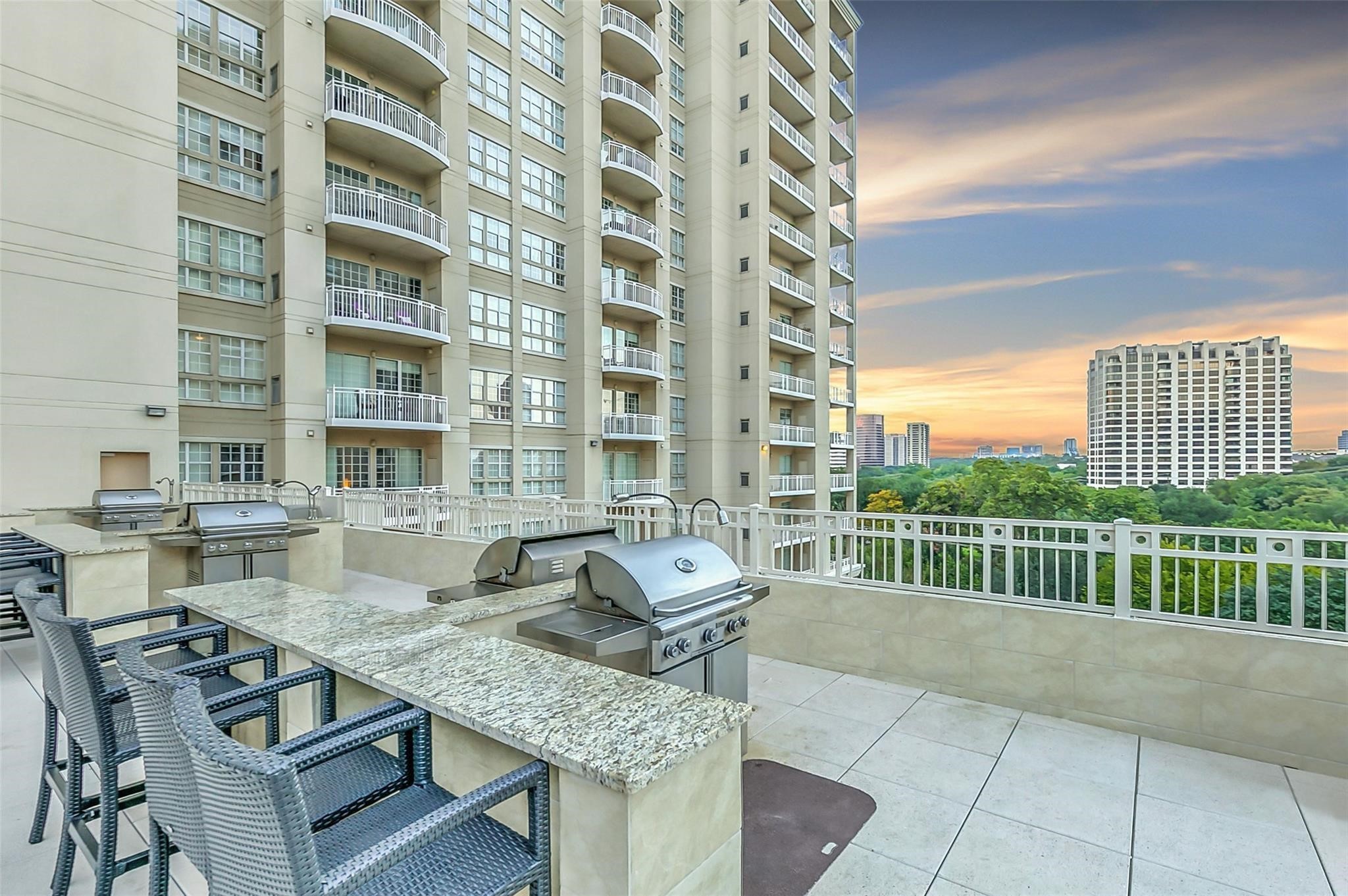 3225 Turtle Creek Boulevard Dallas TX 75219