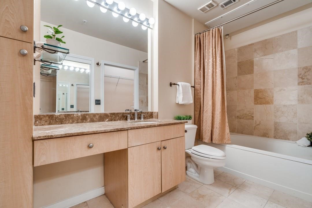 3225 Turtle Creek Boulevard Dallas TX 75219