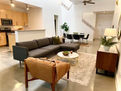 3713 Commerce Street Dallas TX 75226