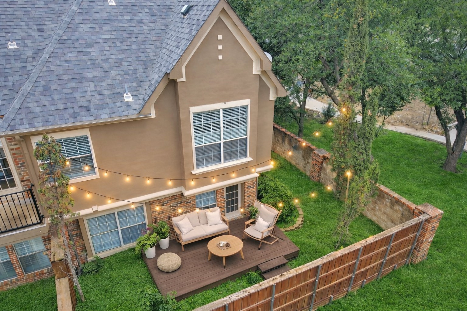 4160 Towne Green Circle Addison TX 75001
