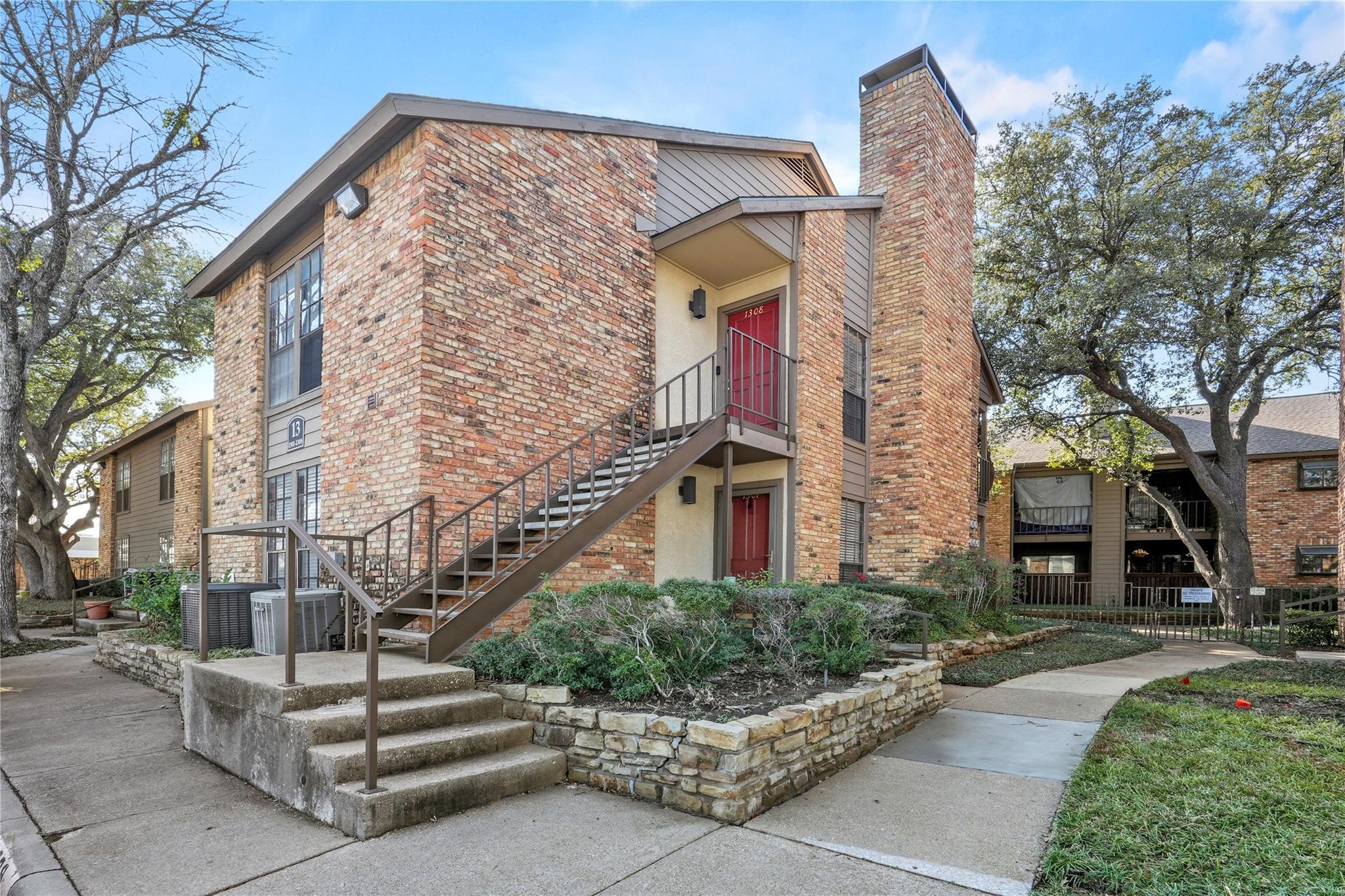 15221 Berry Trail Dallas TX 75248