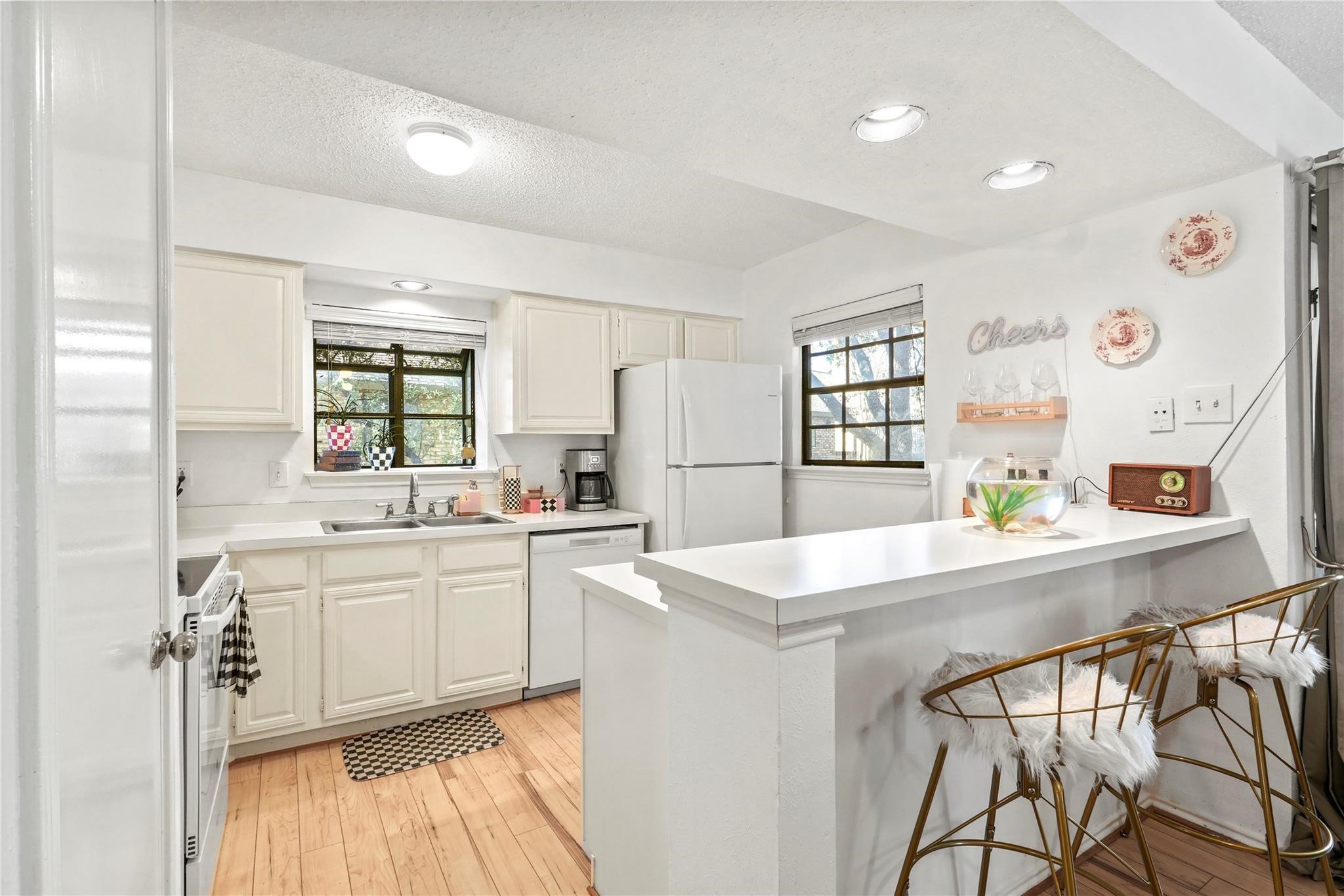 15221 Berry Trail Dallas TX 75248