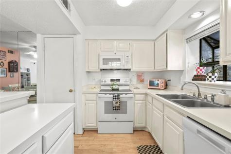 15221 Berry Trail Dallas TX 75248