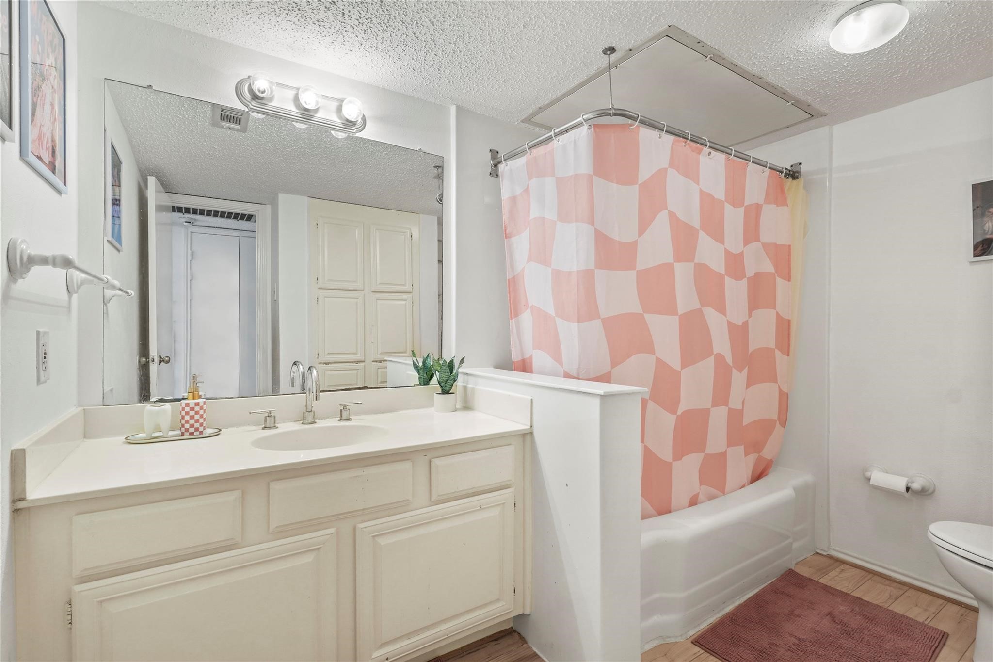 15221 Berry Trail Dallas TX 75248