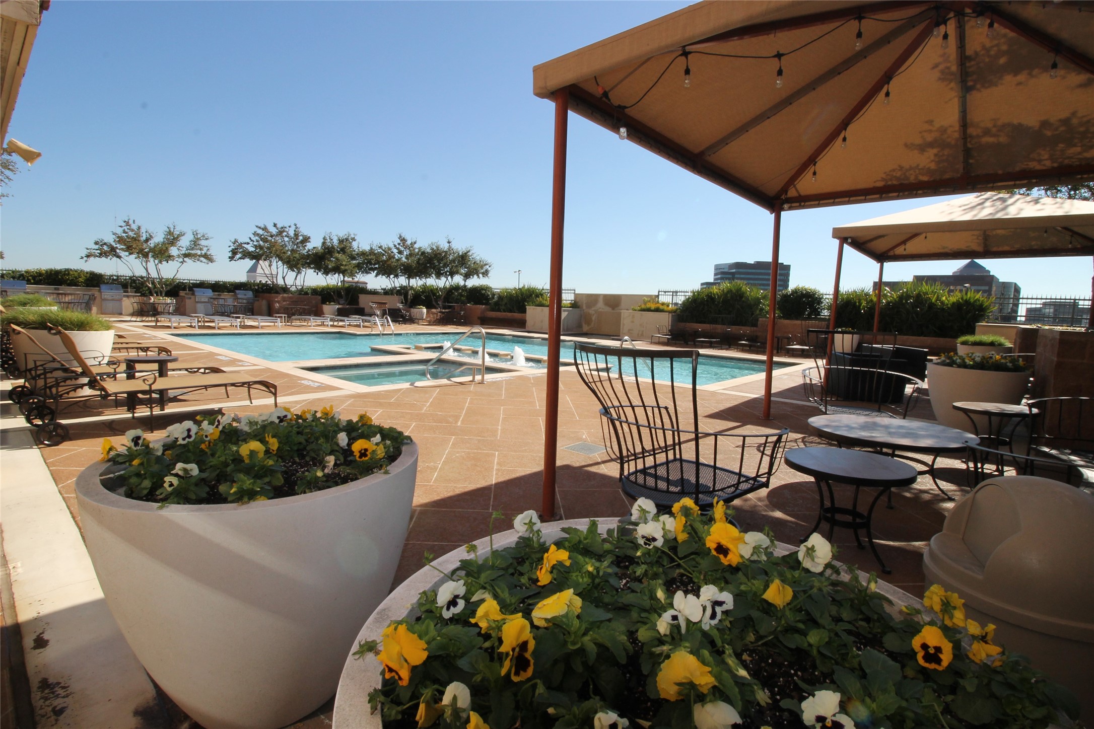 330 Las Colinas Boulevard E Irving TX 75039