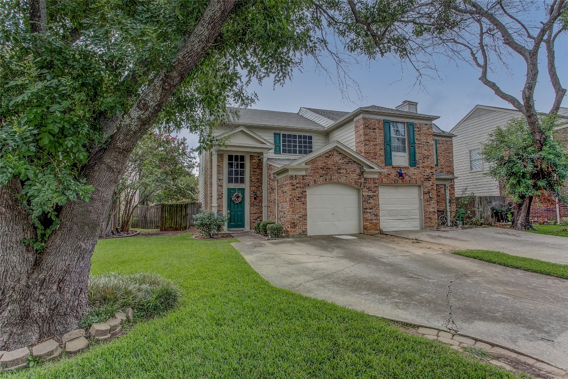 1606 Creek Bank Lane Arlington TX 76014