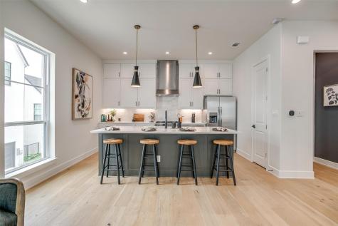 130 S Cooper Street Arlington TX 76013