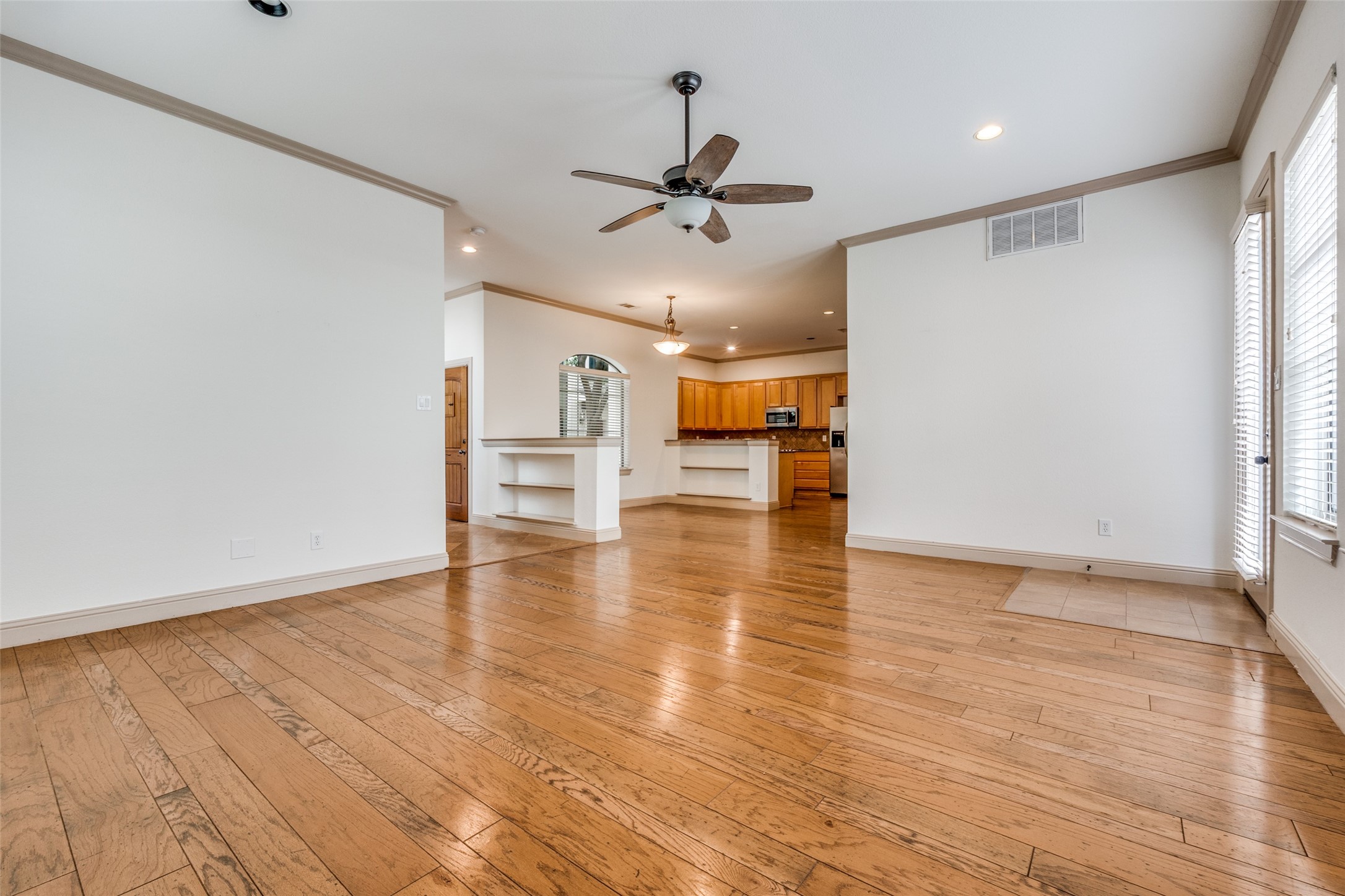 3038 Carmel Street Dallas TX 75204
