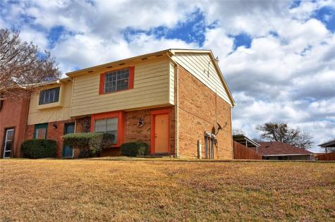 7 W Mountain Lane Grand Prairie TX 75052