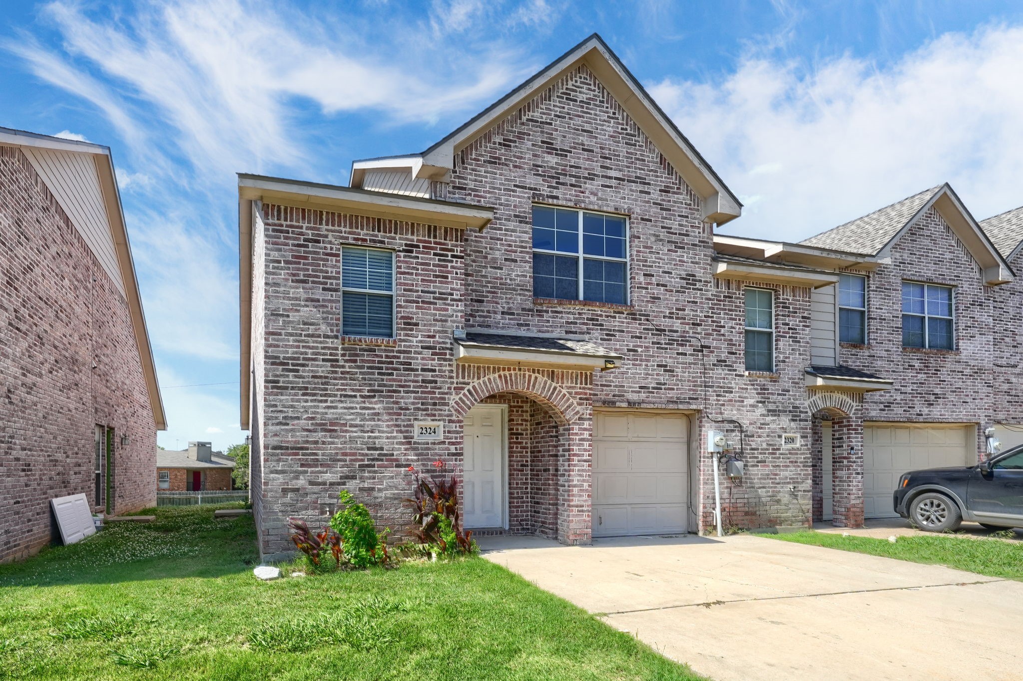 2324 Homewood Lane Grand Prairie TX 75050