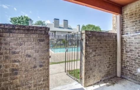 9839 Walnut Street Dallas TX 75243