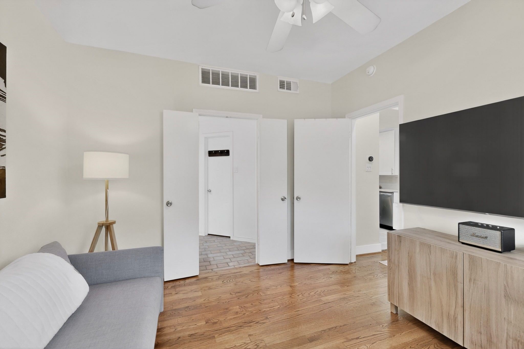 4034 Rawlins Street Dallas TX 75219