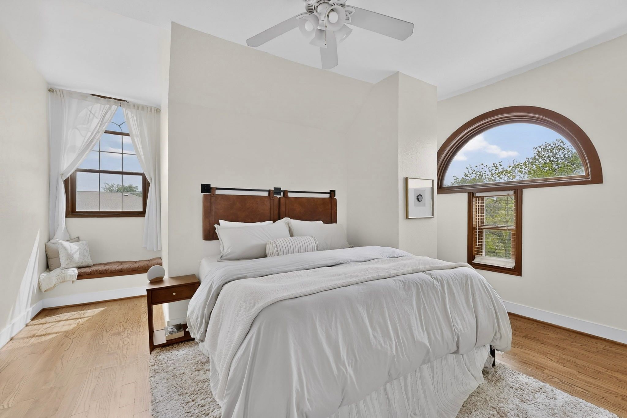 4034 Rawlins Street Dallas TX 75219