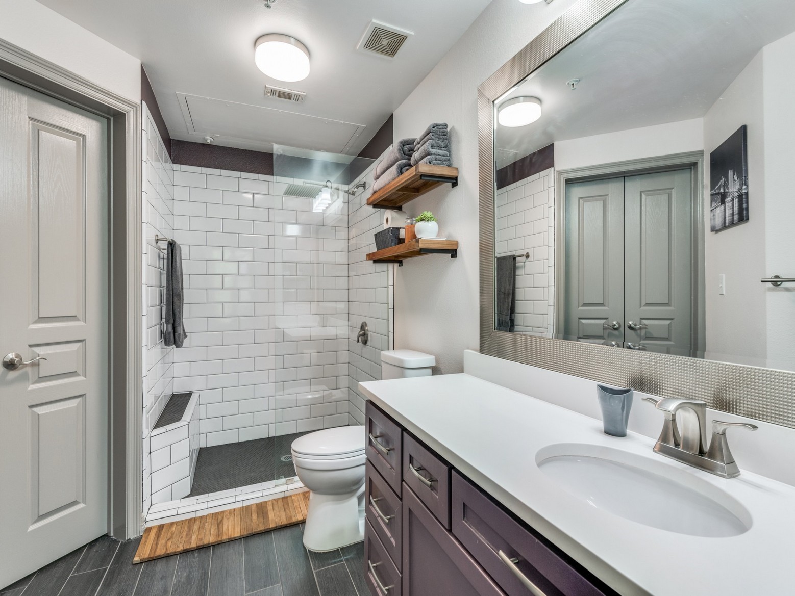 330 Las Colinas Boulevard E Irving TX 75039