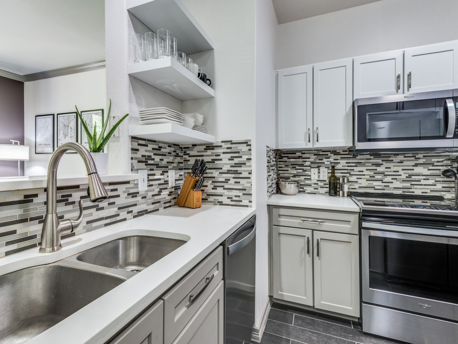 330 Las Colinas Boulevard E Irving TX 75039