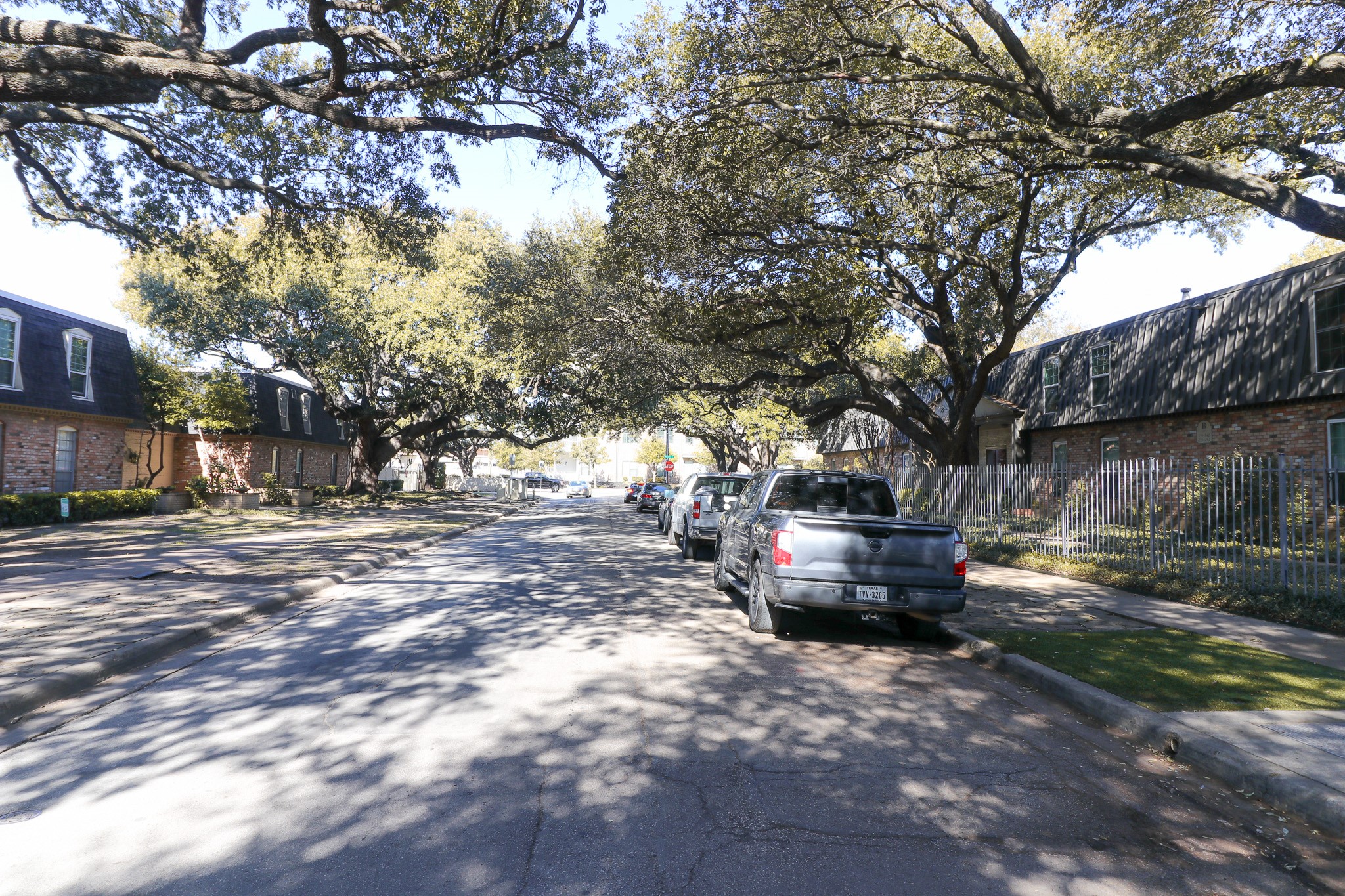 5322 Fleetwood Oaks Avenue Dallas TX 75235