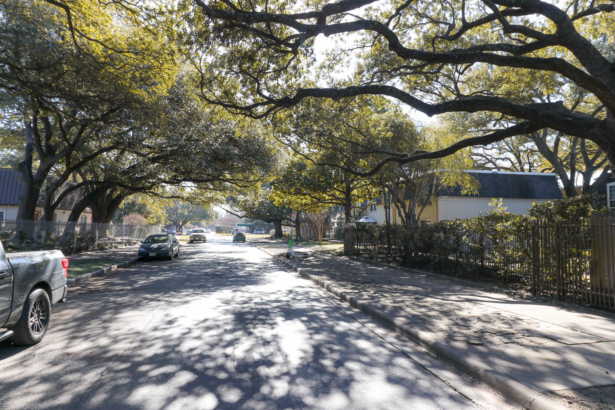 5322 Fleetwood Oaks Avenue Dallas TX 75235