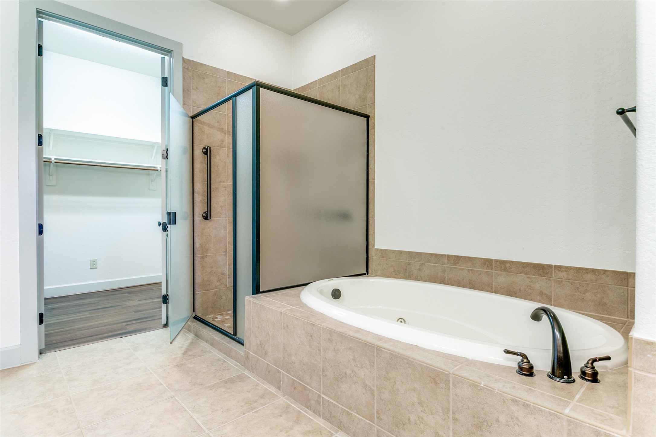 580 Via Amalfi Irving TX 75039