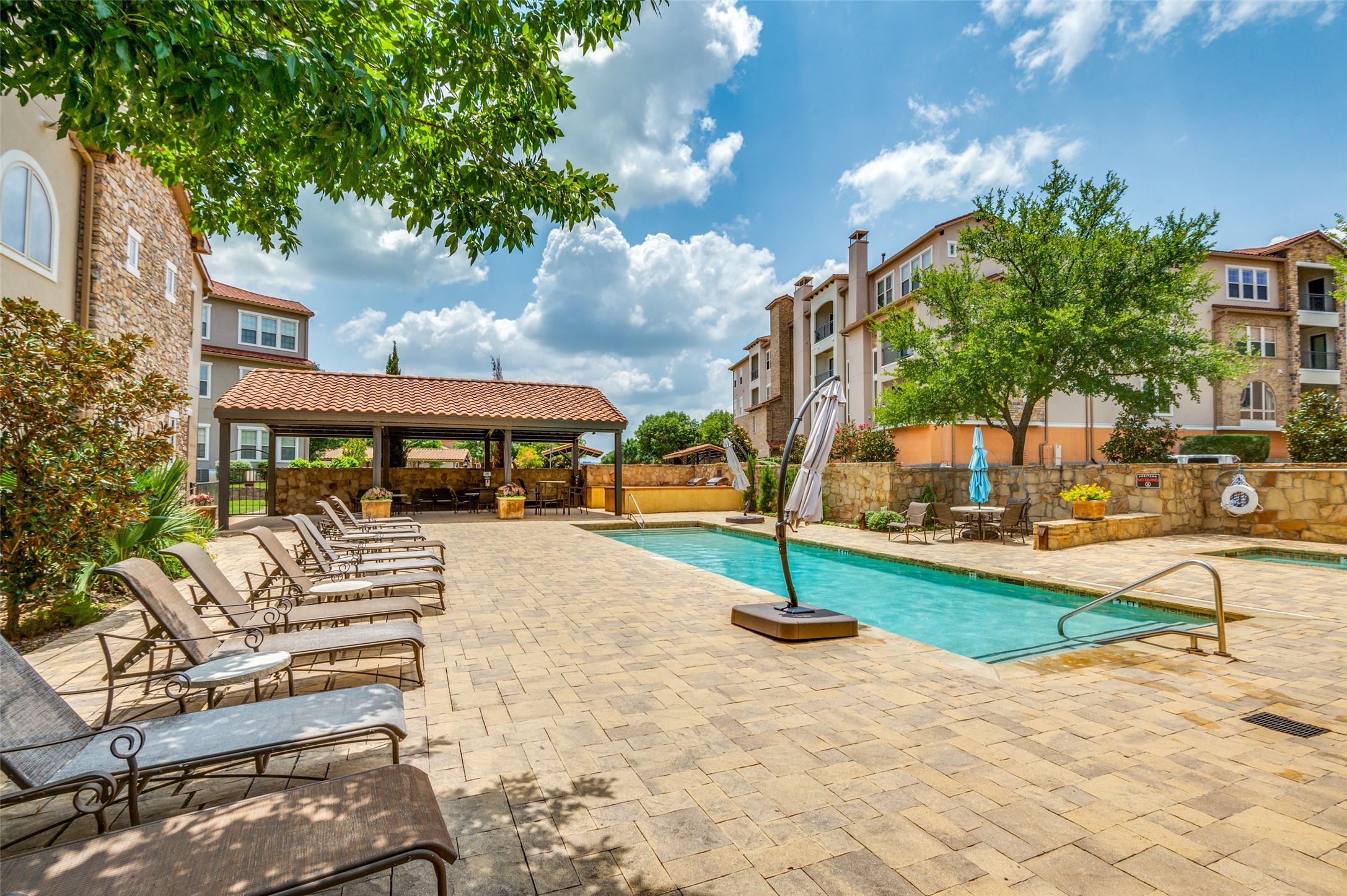 580 Via Amalfi Irving TX 75039
